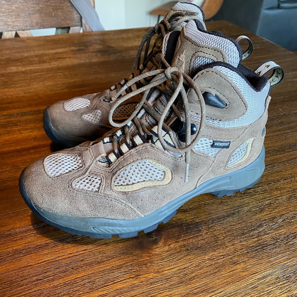 Kids Vasque Breeze Waterproof Hiking Boots Suede Size 4M Youth